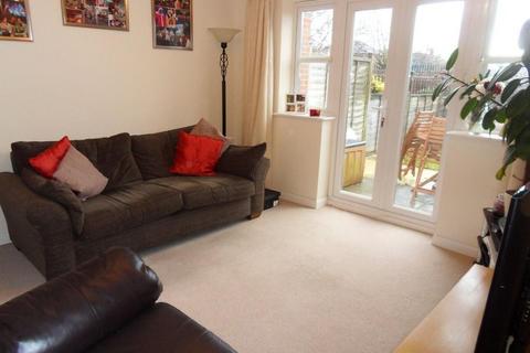 2 bedroom end of terrace house to rent, Bond Close, Loughborough, LE11