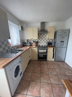 2 bedroom semi-detached house to rent, Broughton Close, Loughborough, LE11