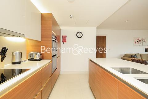 2 bedroom apartment to rent, Bridge Road, Kew TW8