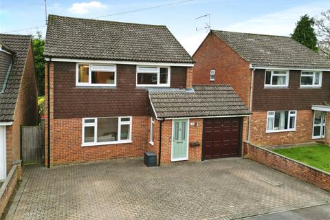 4 bedroom detached house for sale, Celandine Close, Berkshire RG45