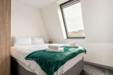 1 bedroom serviced apartment to rent, Blackwall, Halifax HX1