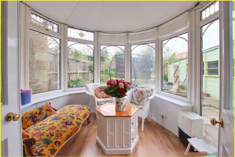 4 bedroom semi-detached house for sale, Selwood Road, Shirley Park