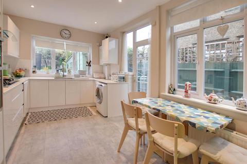 35 Selwood Road, Croydon, CR0 7JU