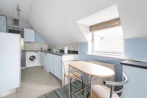 1 bedroom flat for sale, Academy Place,  Isleworth,  TW7