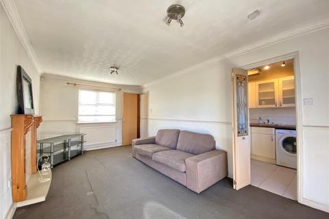 2 bedroom apartment to rent, Riddell Court, Sheader Drive, Salford