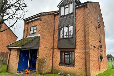 2 bedroom apartment to rent, Billings Close, Stokenchurch, HP14