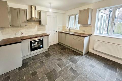 3 bedroom end of terrace house for sale, East Lea, Topcliffe, Thirsk