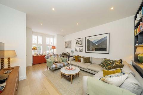 4 bedroom house for sale, Bellwood Road, London SE15