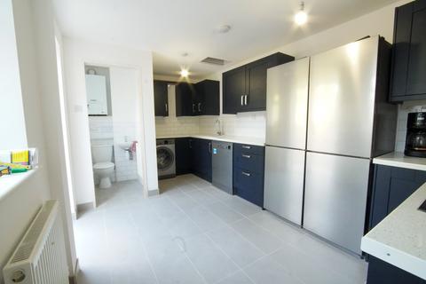 6 bedroom terraced house to rent, Belle Vue Road, Bristol BS5