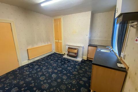 2 bedroom terraced house for sale, 113 Huddersfield Road, Diggle