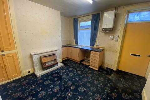 2 bedroom terraced house for sale, 113 Huddersfield Road, Diggle