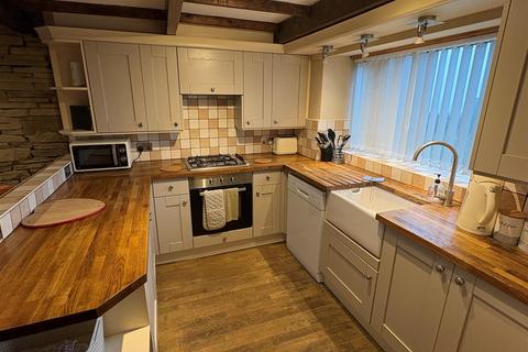 2 bedroom cottage for sale, Well Heads, Thornton, Bradford