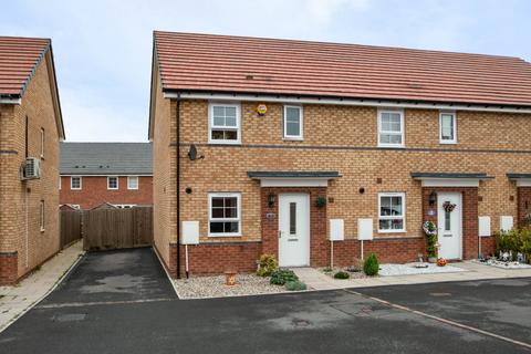 3 bedroom end of terrace house to rent - Chimney Way, Stoke Prior, Bromsgrove, Worcestershire, B60