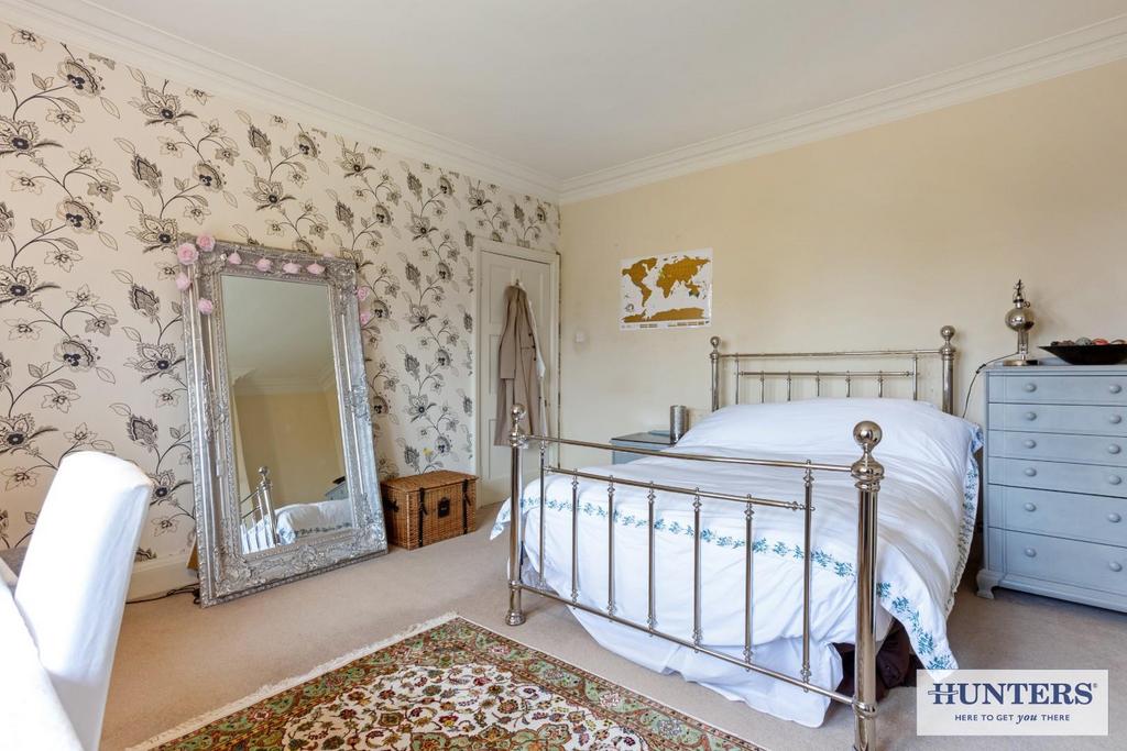 83303 29 Larkfield Road Rawdon (18) - Copy.jpg