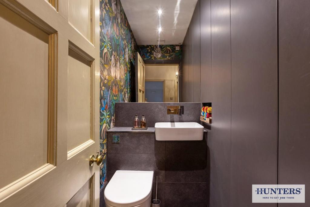 83303 29 Larkfield Road Rawdon (20) - Copy.jpg