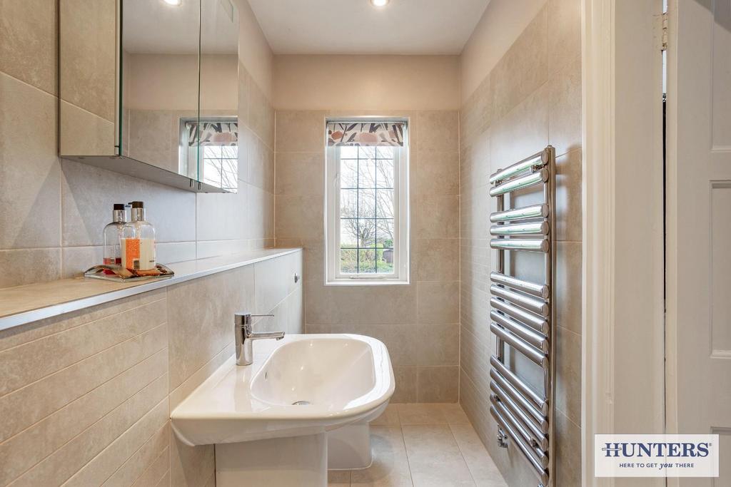 83303 29 Larkfield Road Rawdon (22) - Copy.jpg