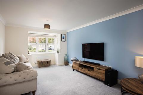 5 bedroom detached house for sale, Wood Bottom View, Leeds LS18