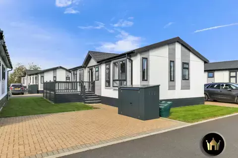 2 bedroom park home for sale, Marston Edge Residential Park