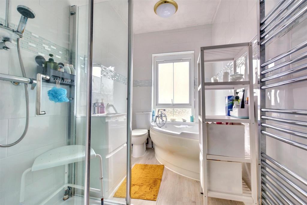 Bathroom.jpeg