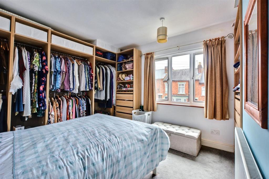 Bedroom 1 1.jpeg