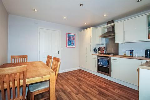 4 bedroom townhouse for sale, Mill Lane, Dewsbury WF12