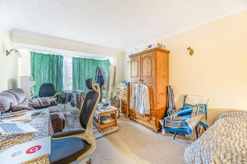 Studio for sale, Devonshire Road, Sutton