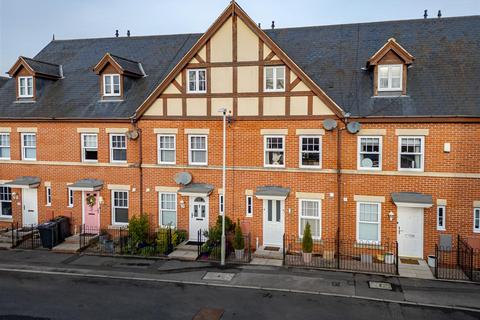 3 bedroom terraced house for sale, Scholars Park, Darlington DL3