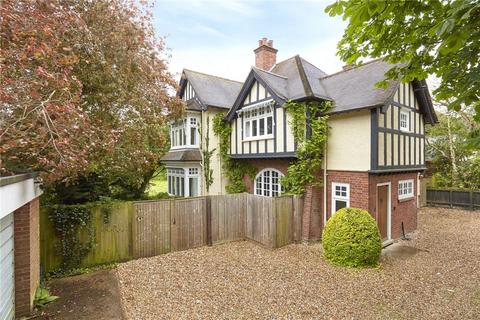 4 bedroom detached house to rent, Hills Road, Cambridge, CB2