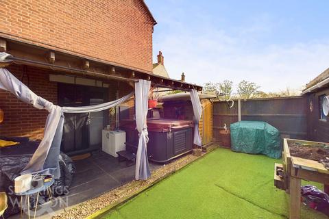 3 bedroom semi-detached house for sale, Crossway Terrace, Acle, Norwich