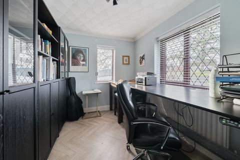 4 Bucklands View, Nailsea, Bristol, BS48 4TZ