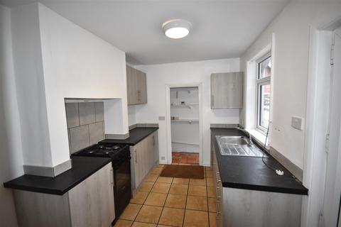 2 bedroom terraced house for sale, Beverley Street, Goole