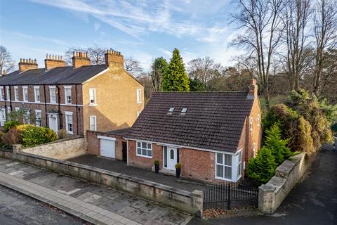 4 bedroom detached bungalow for sale, Coniscliffe Road, Darlington DL3