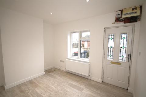 2 bedroom house to rent, Howfield Lane, Chartham Hatch, Canterbury