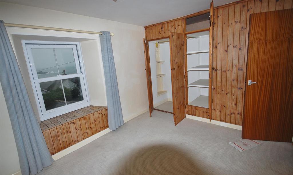 Bedroom 1.JPG