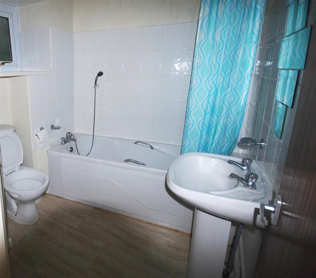 Bathroom.JPG