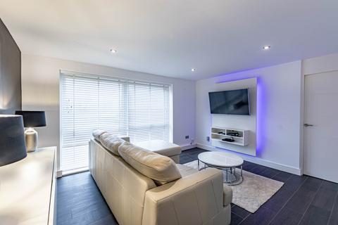 1 bedroom flat for sale, Leeds LS8