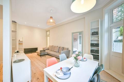 1 bedroom flat for sale, Frognal, Hampstead, London, NW3