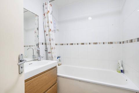 2 bedroom flat for sale, Mansford Street, Bethnal Green, London, E2