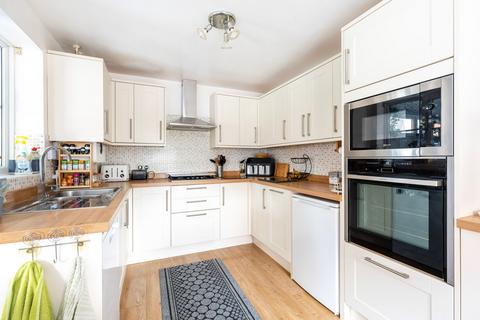 3 bedroom semi-detached house for sale, Firethorn Close, Taverham