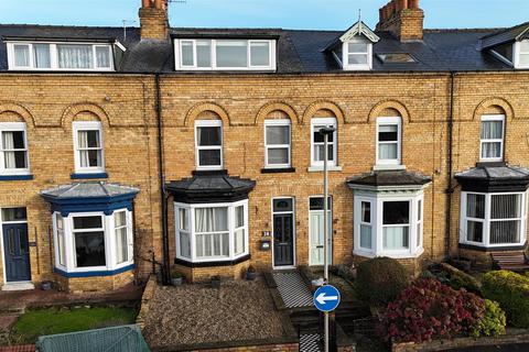 5 bedroom terraced house for sale, Nares Street, Scarborough