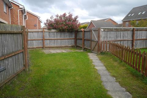 2 bedroom terraced house to rent, Lake Terrace, Melton Mowbray LE13