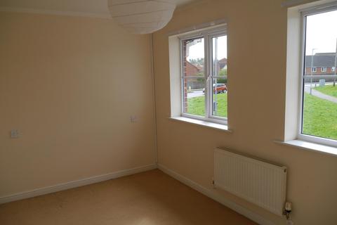 2 bedroom terraced house to rent, Lake Terrace, Melton Mowbray LE13