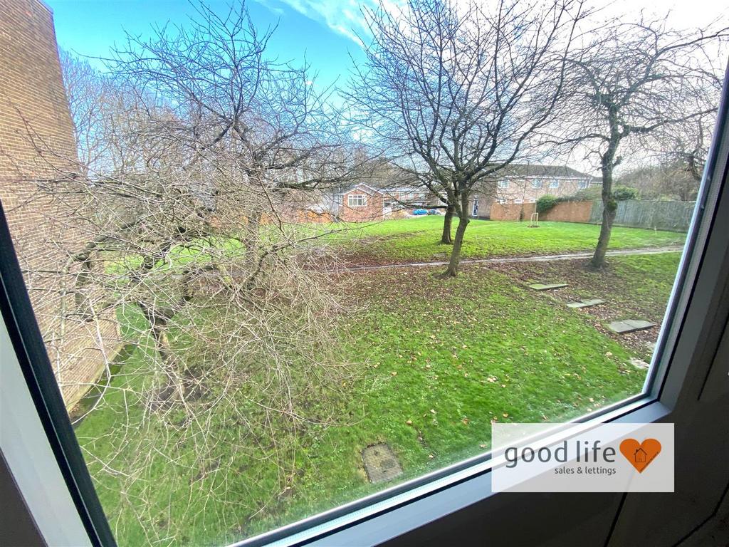 20241205 121008372 i OS63 EDGMONDCOURT.jpg