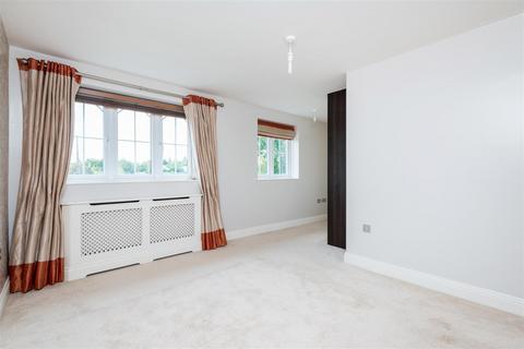 2 bedroom maisonette for sale, Amber Court, Sunninghill