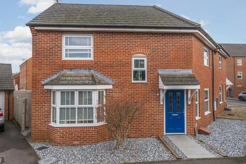 3 bedroom semi-detached house for sale, Blackbird Place, Bracknell, RG12