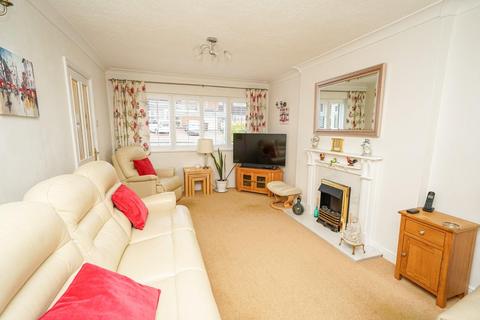 3 bedroom semi-detached house for sale, Orchard Drive, Leighton Buzzard