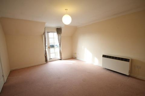 2 bedroom apartment to rent, Laburnham House The Beeches Cambridge