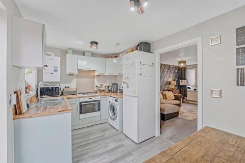4 Bofors Tower, Weston-super-mare, BS24 8FH