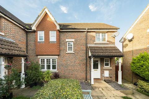 3 bedroom house for sale, Fawcett Close, London SW16