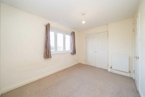 3 bedroom house for sale, Fawcett Close, London SW16